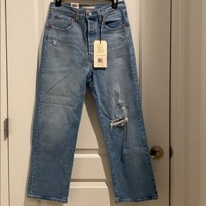 BRAND NEW Levi’s Ribcage Straight Ankle Jeans